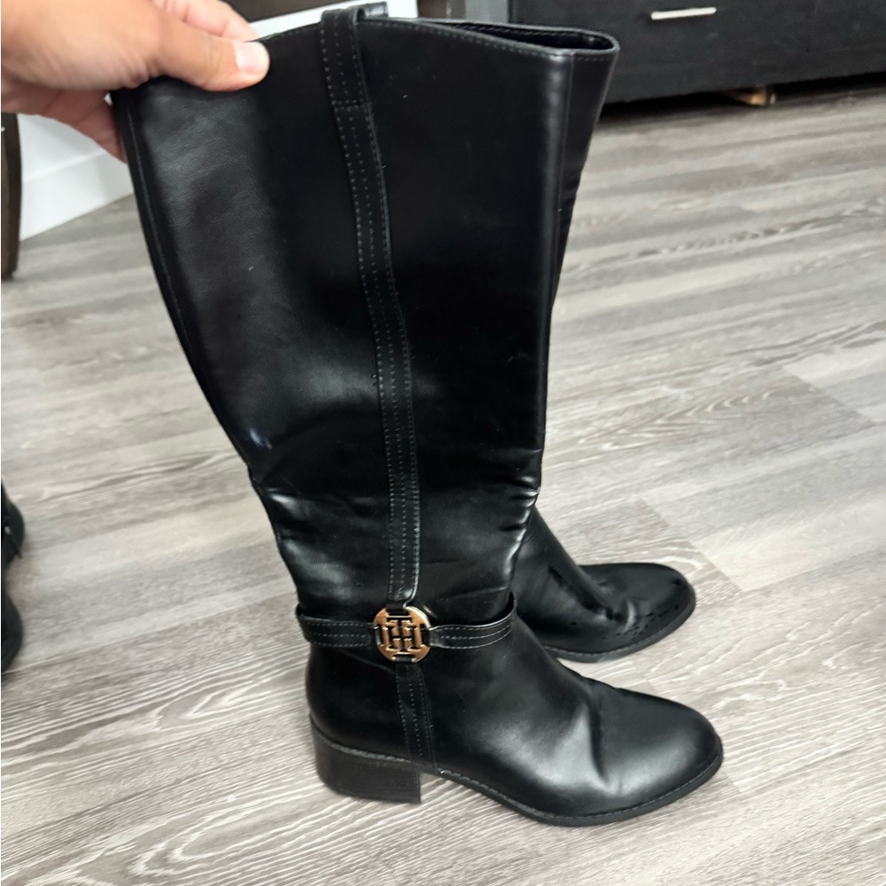 Tommy Hilfiger High Shalf Ridding Boots Sise 7.5 Women